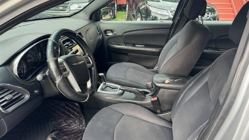 2014 Chrysler 200 Touring Sedan