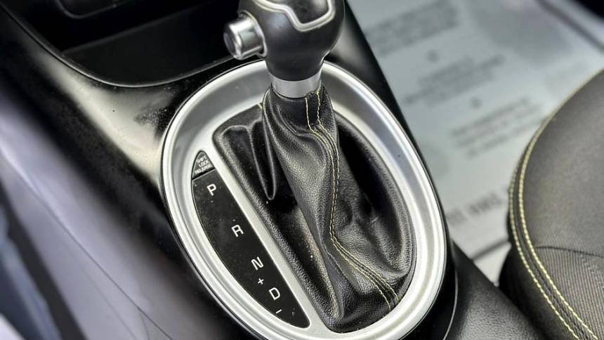 2015 Kia Soul + Automatic