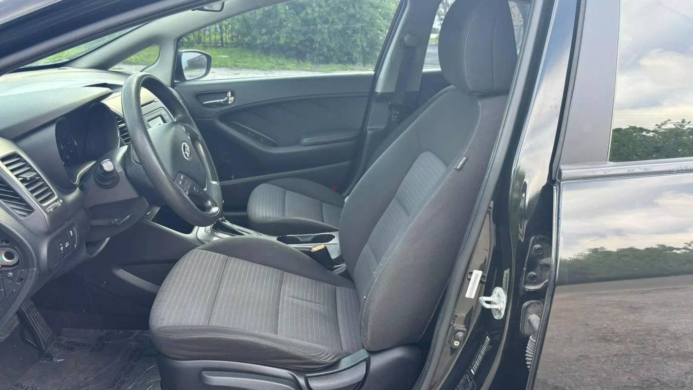 2015 Kia Forte LX Sedan Automatic