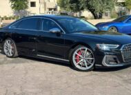 2022 Audi S8 Sedan