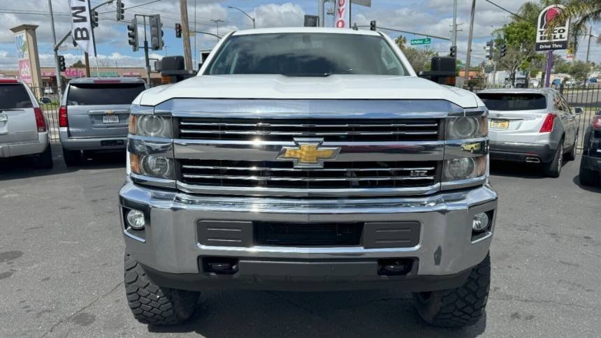 2015 Chevrolet Silverado 2500HD LTZ Crew Cab Standard Box 4WD