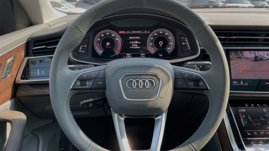 2024 Audi Q8 Prestige