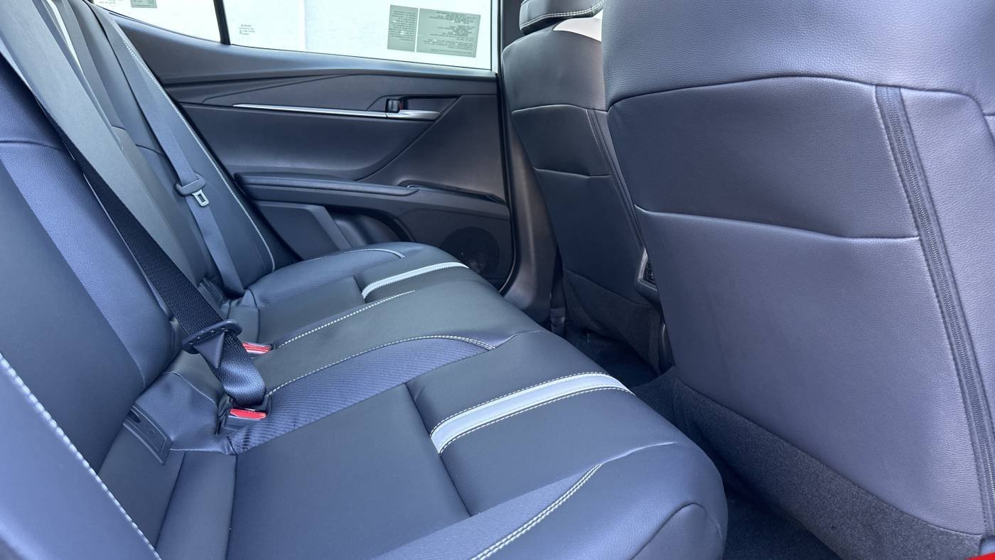 New 2025 Toyota Camry SE FWD