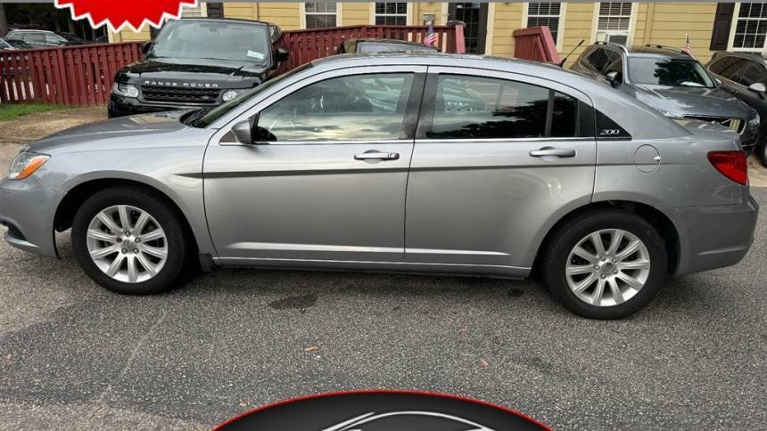 2014 Chrysler 200 Touring Sedan