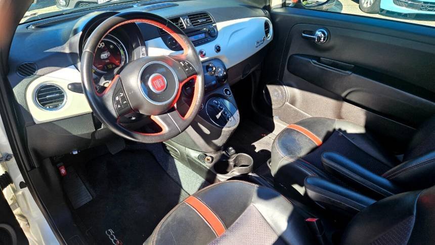 2015 FIAT 500e Hatchback