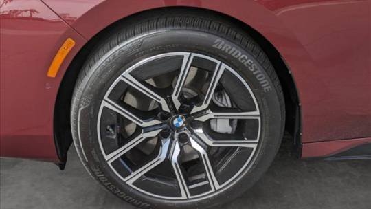 2023 BMW 760i xDrive