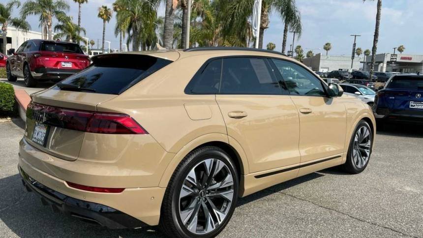 2024 Audi Q8 Prestige
