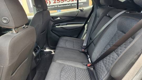 2021 Chevrolet Equinox LT with 1LT FWD