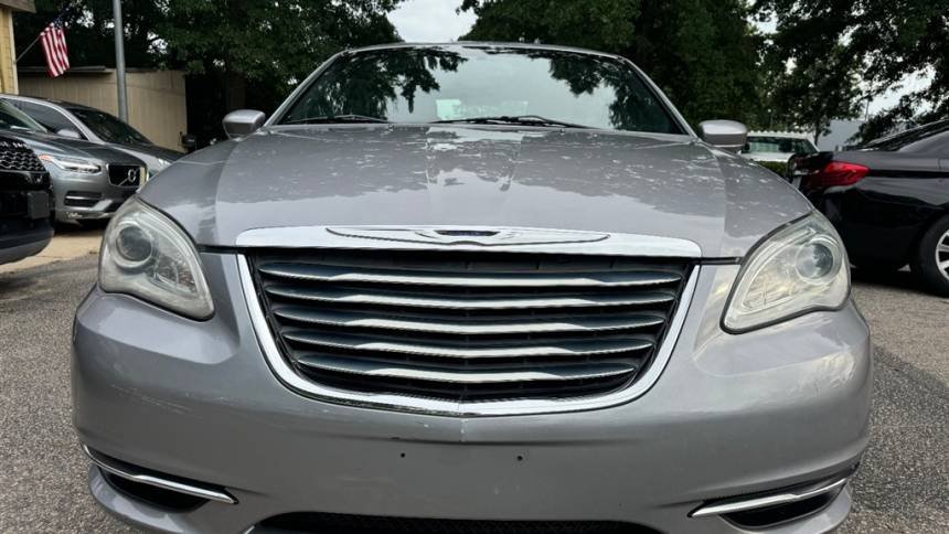 2014 Chrysler 200 Touring Sedan