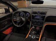 Bentley Bentayga Black Edition