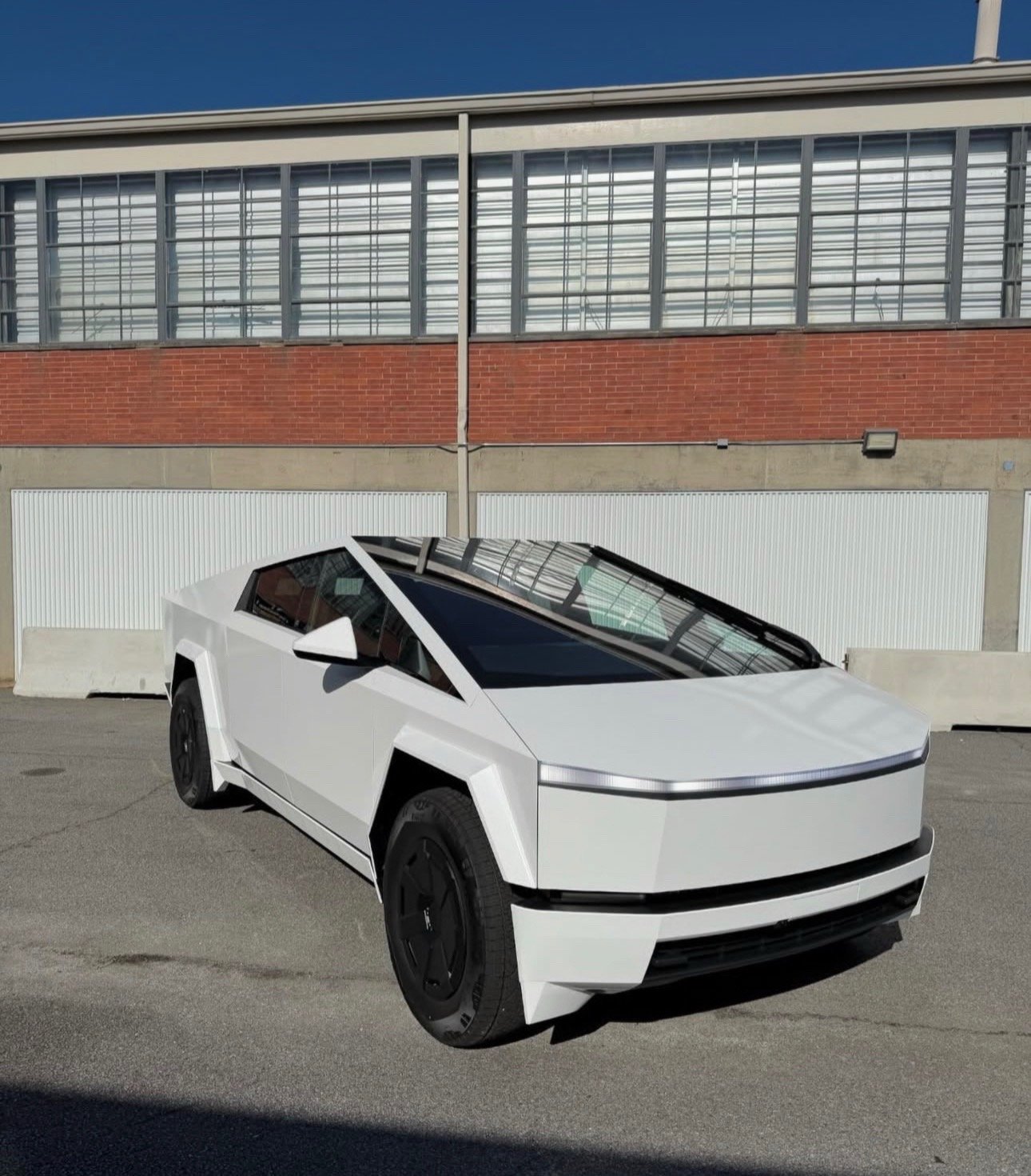 2025 Tesla Cyber Truck