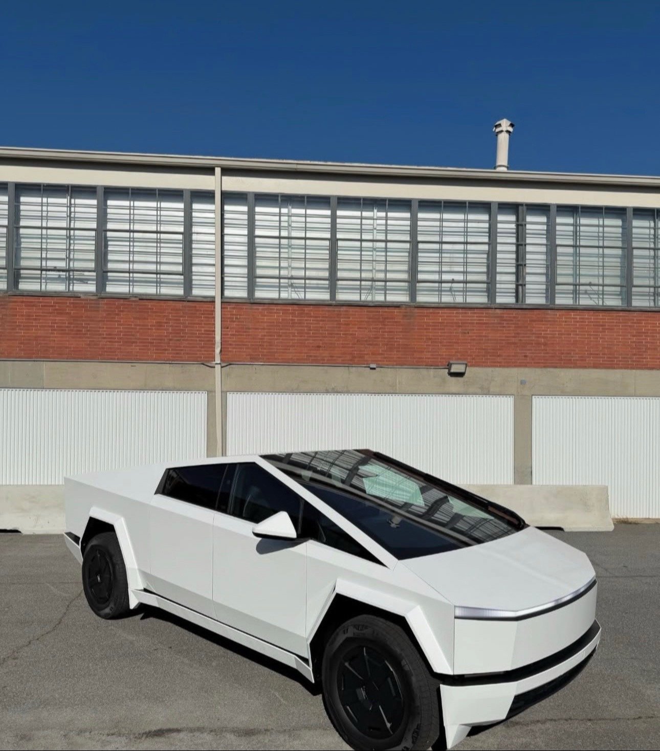 2025 Tesla Cyber Truck