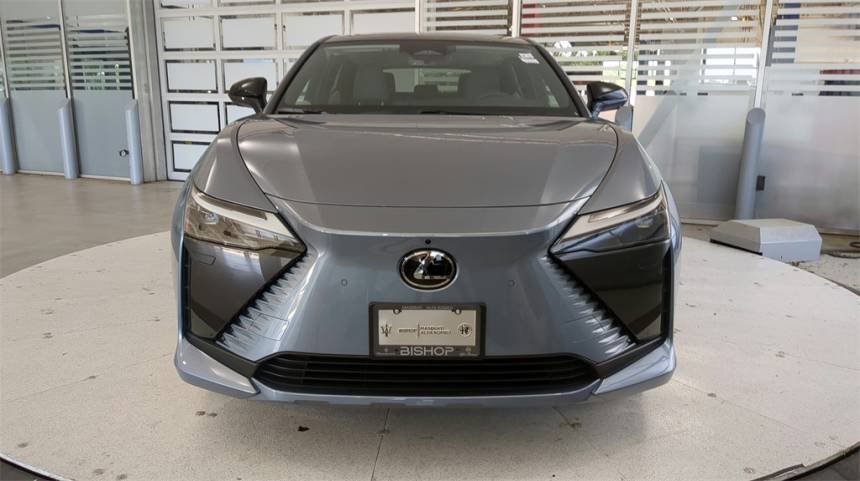 2023 Lexus RZ 450e Luxury AWD