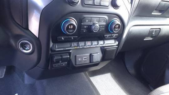 2020 Chevrolet Silverado 1500 RST Crew Cab Standard Bed 4WD