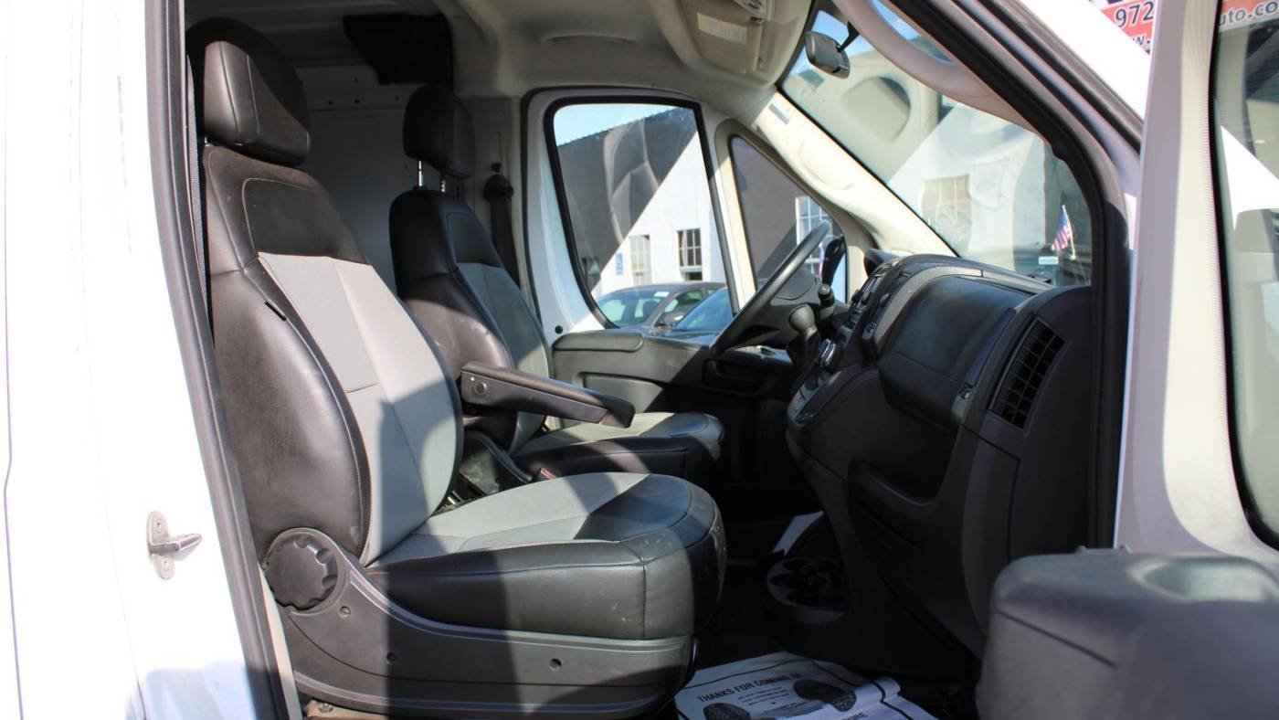 2019 Ram ProMaster Cargo Van 1500 Low Roof 136″