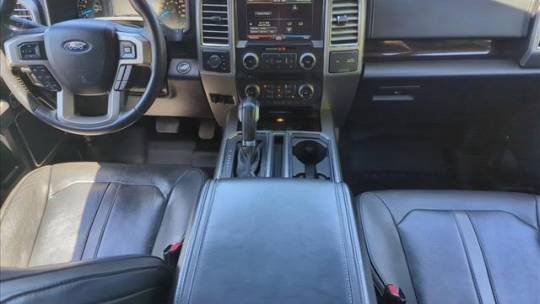 2015 Ford F-150 Platinum SuperCrew 5.5′ Box 4WD