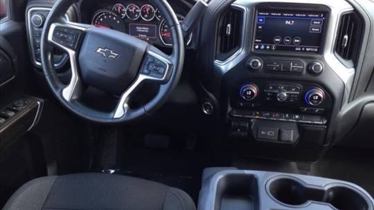 2020 Chevrolet Silverado 1500 RST Crew Cab Standard Bed 4WD