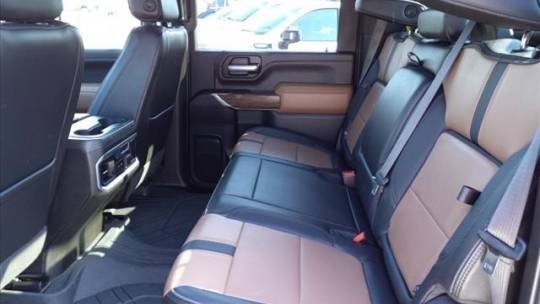 2021 Chevrolet Silverado 2500HD High Country Crew Cab Standard Bed 4WD