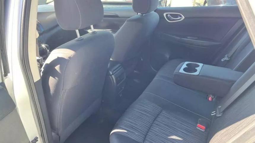 2019 Nissan Sentra SV CVT