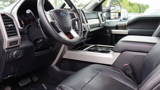 2019 Ford Super Duty F-250 Lariat 4WD Crew Cab 6.75′ Box