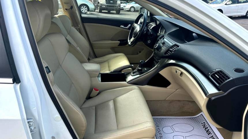 2013 Acura TSX Sedan I4 Automatic with Technology Package