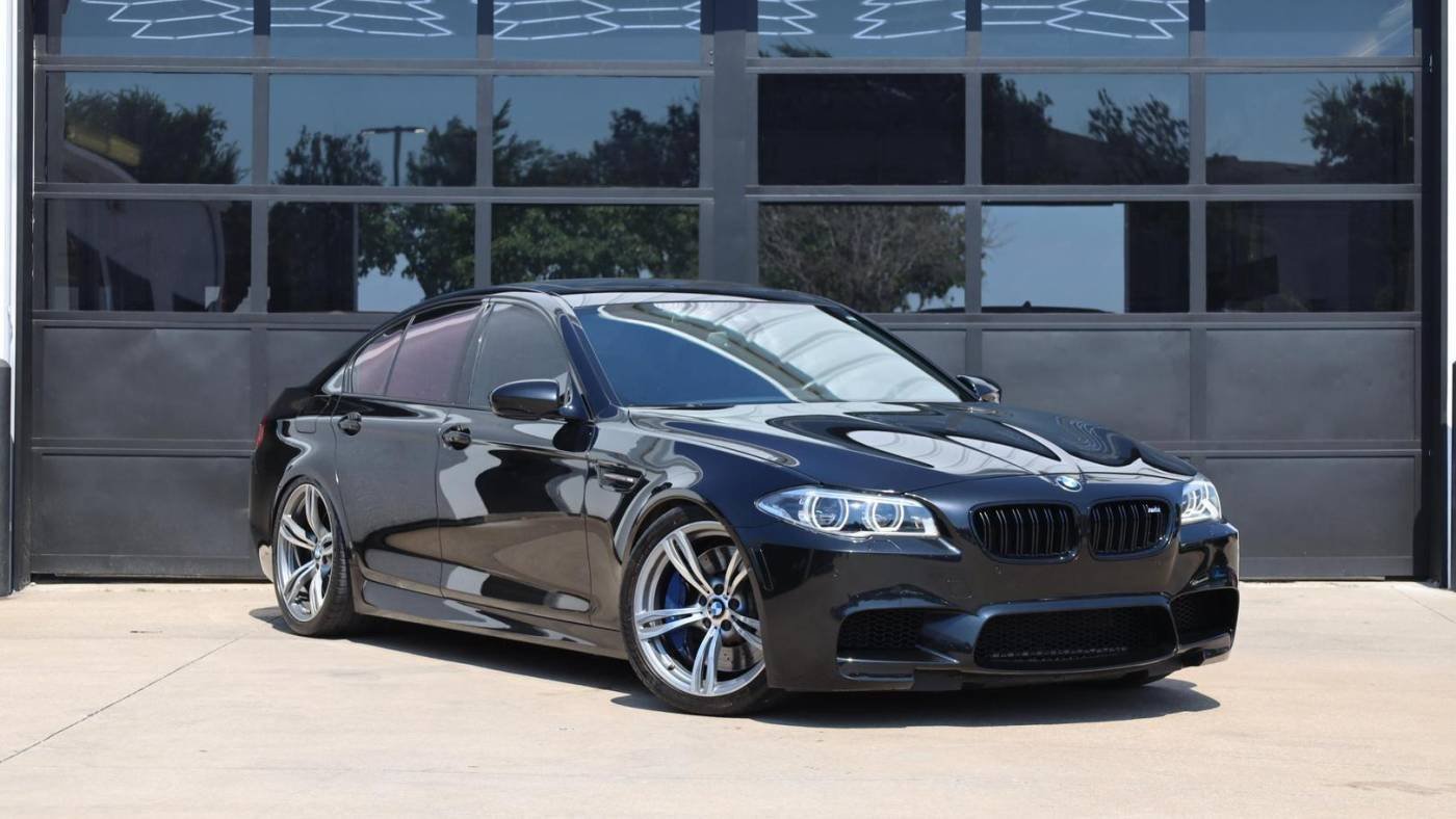 2014 BMW M5 Sedan