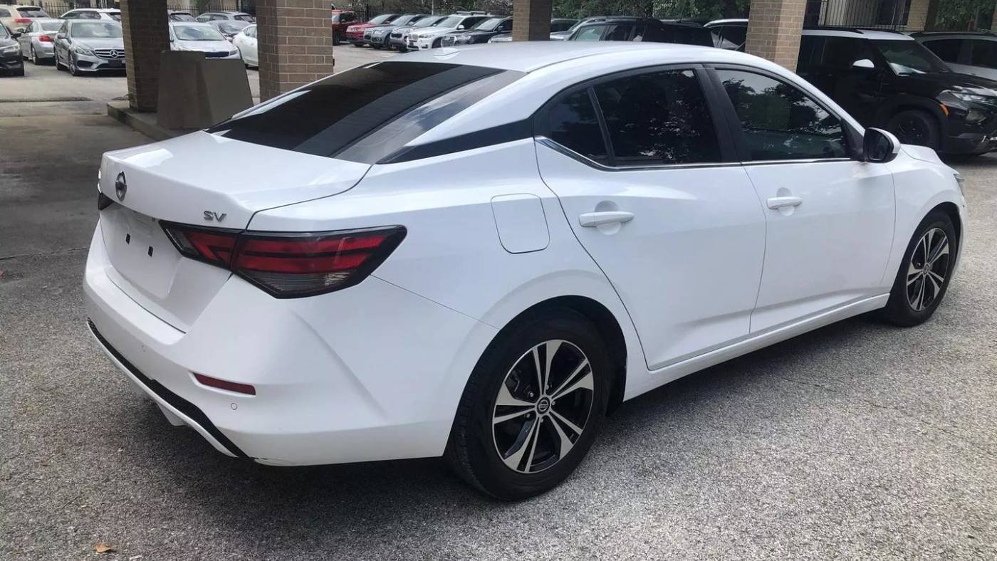 2021 Nissan Sentra SV CVT