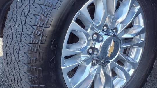 2021 Chevrolet Silverado 2500HD High Country Crew Cab Standard Bed 4WD