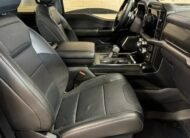 2023 Ford F-150 Raptor SuperCrew 5.5′ Box 4WD