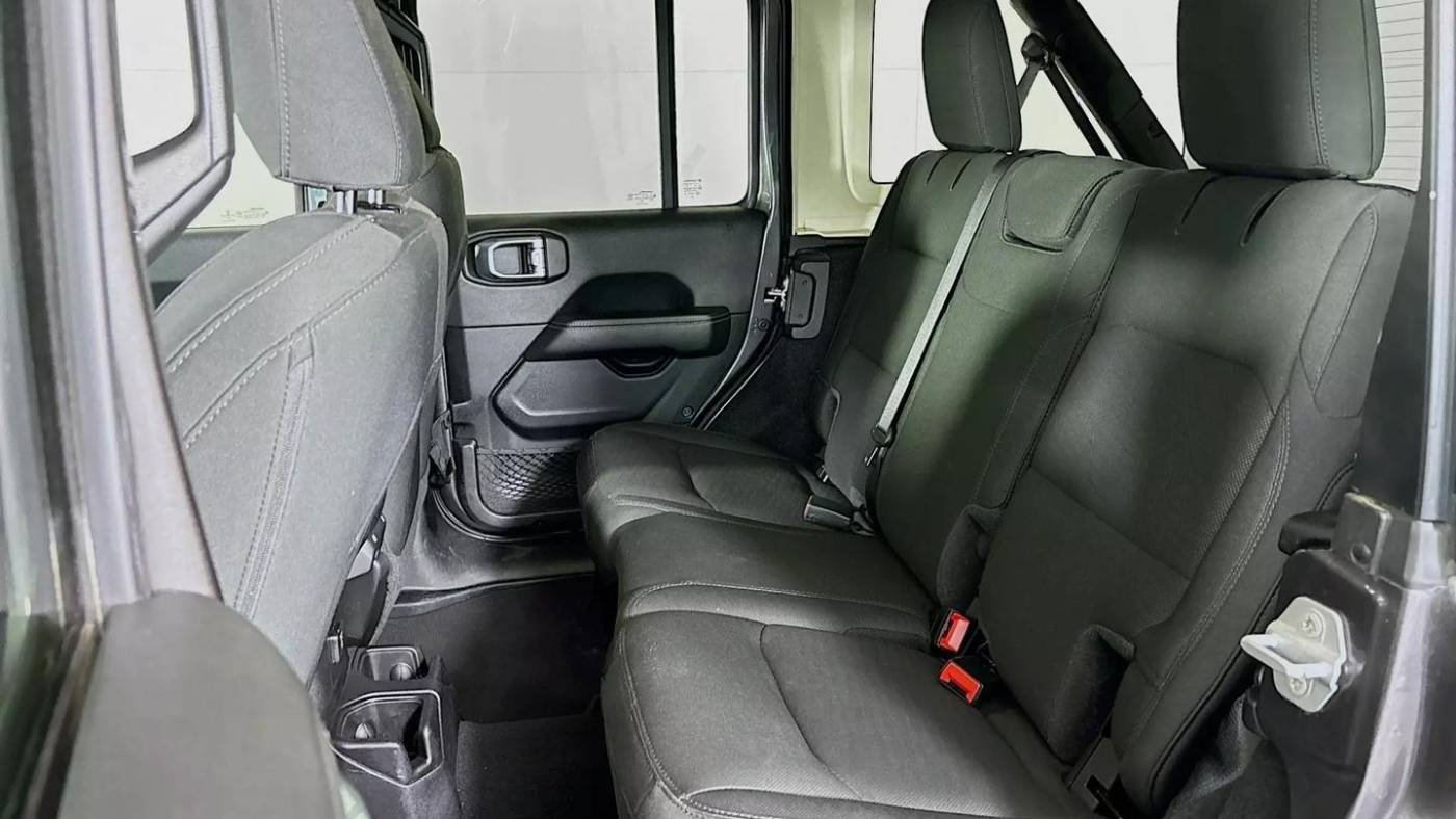 2021 Jeep Wrangler Unlimited Sahara High Altitude