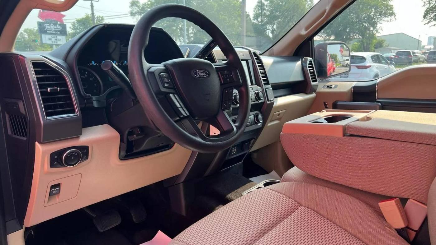 2020 Ford F-150 XLT SuperCab 6.5′ Box 4WD