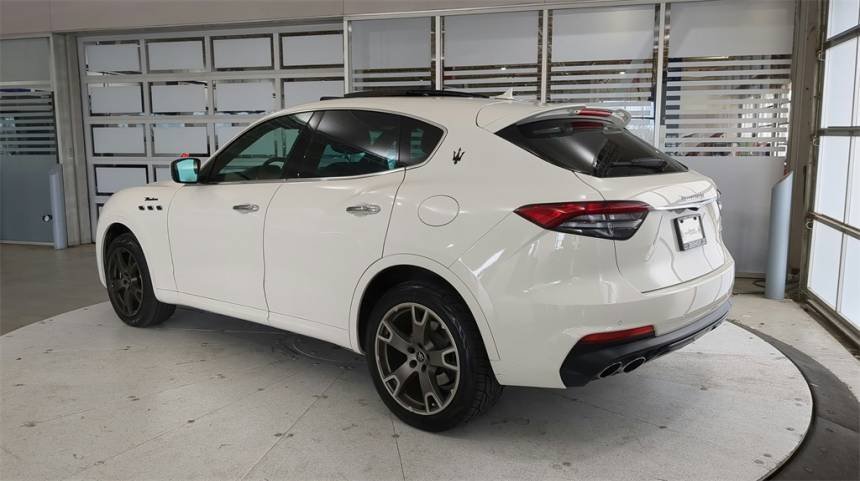 2023 Maserati Levante Modena