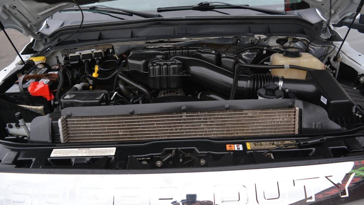 2015 Ford Super Duty F-250 XLT SuperCab 158″ 4WD