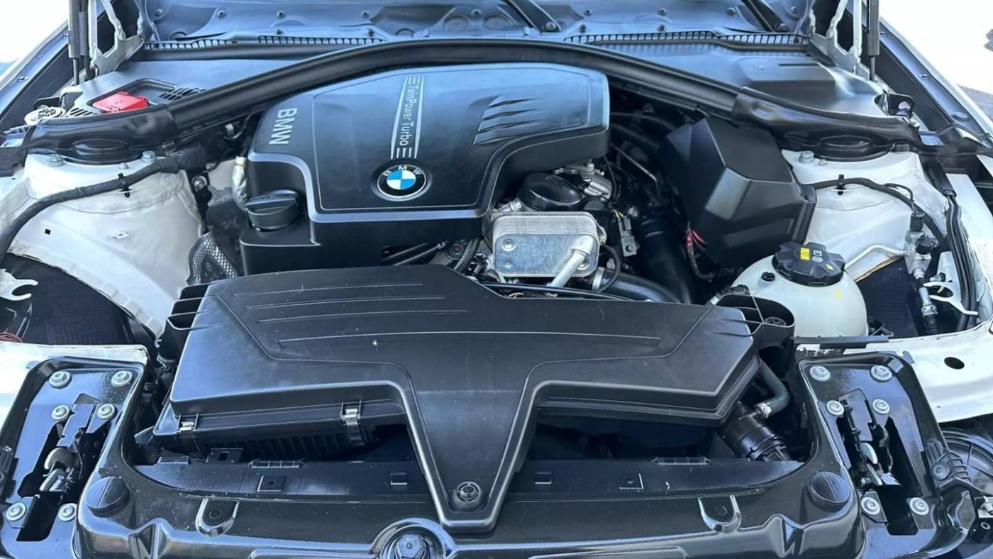 2015 BMW 328i Sedan RWD