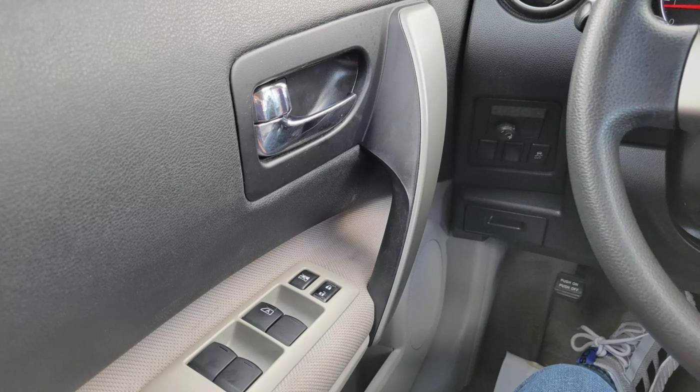 2014 Nissan Rogue Select S FWD