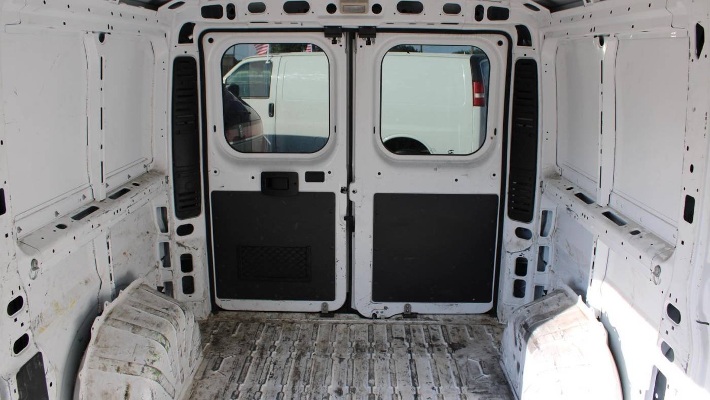 2019 Ram ProMaster Cargo Van 1500 Low Roof 136″
