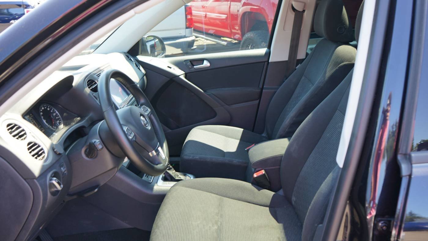 2013 Volkswagen Tiguan S FWD Auto