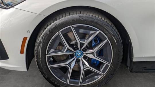 2024 BMW i5 M60