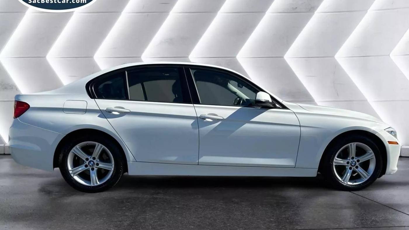 2015 BMW 328i Sedan RWD
