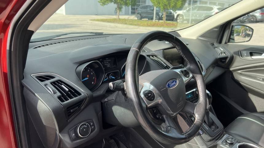 2015 Ford Escape Titamium 4WD