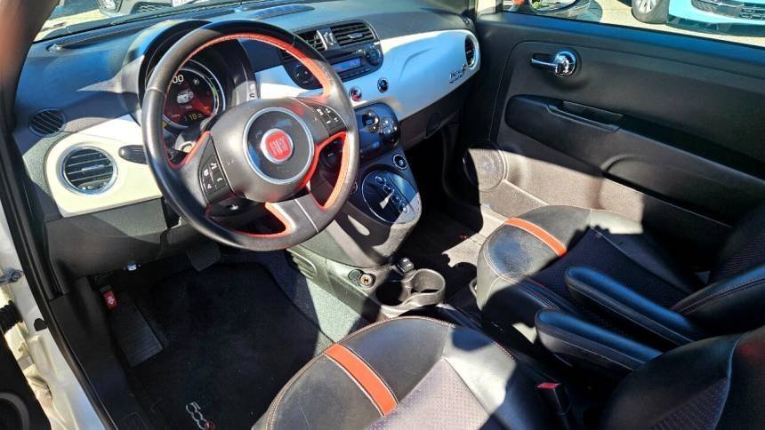 2015 FIAT 500e Hatchback