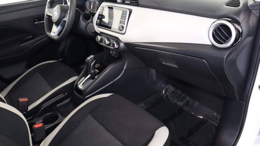 2021 Nissan Versa SV CVT