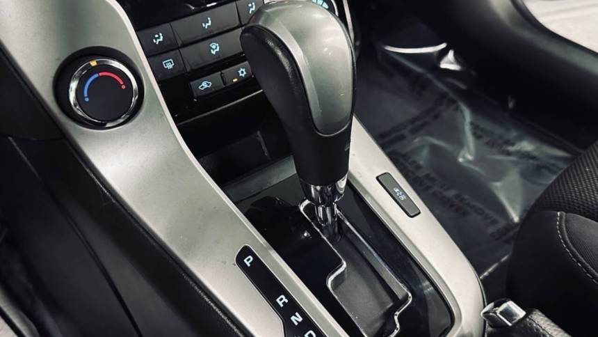 2012 Chevrolet Cruze LT with 1LT