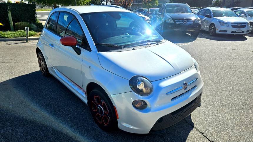 2015 FIAT 500e Hatchback