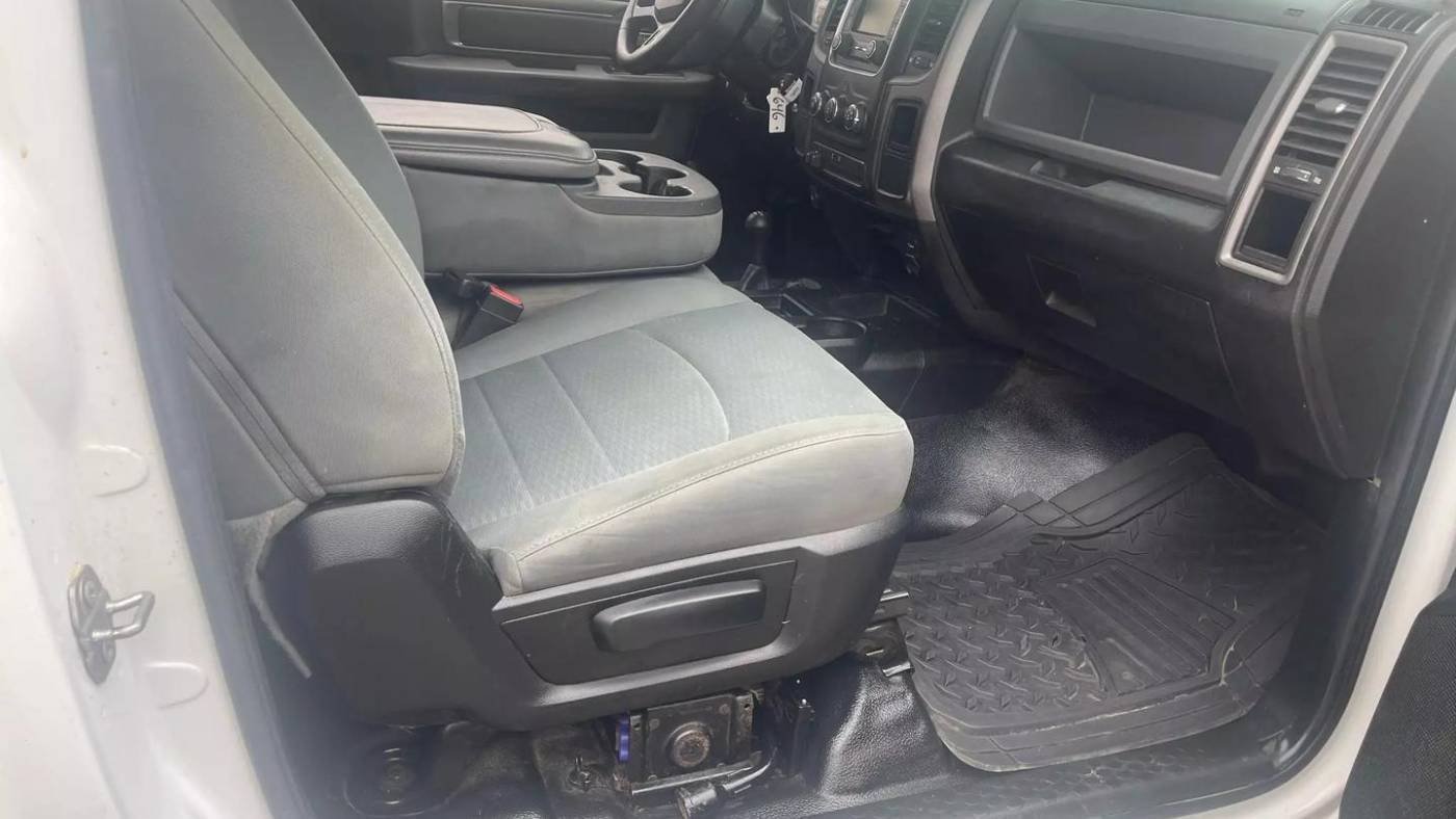 2018 Ram 2500 Tradesman Regular Cab 8′ Box 4WD