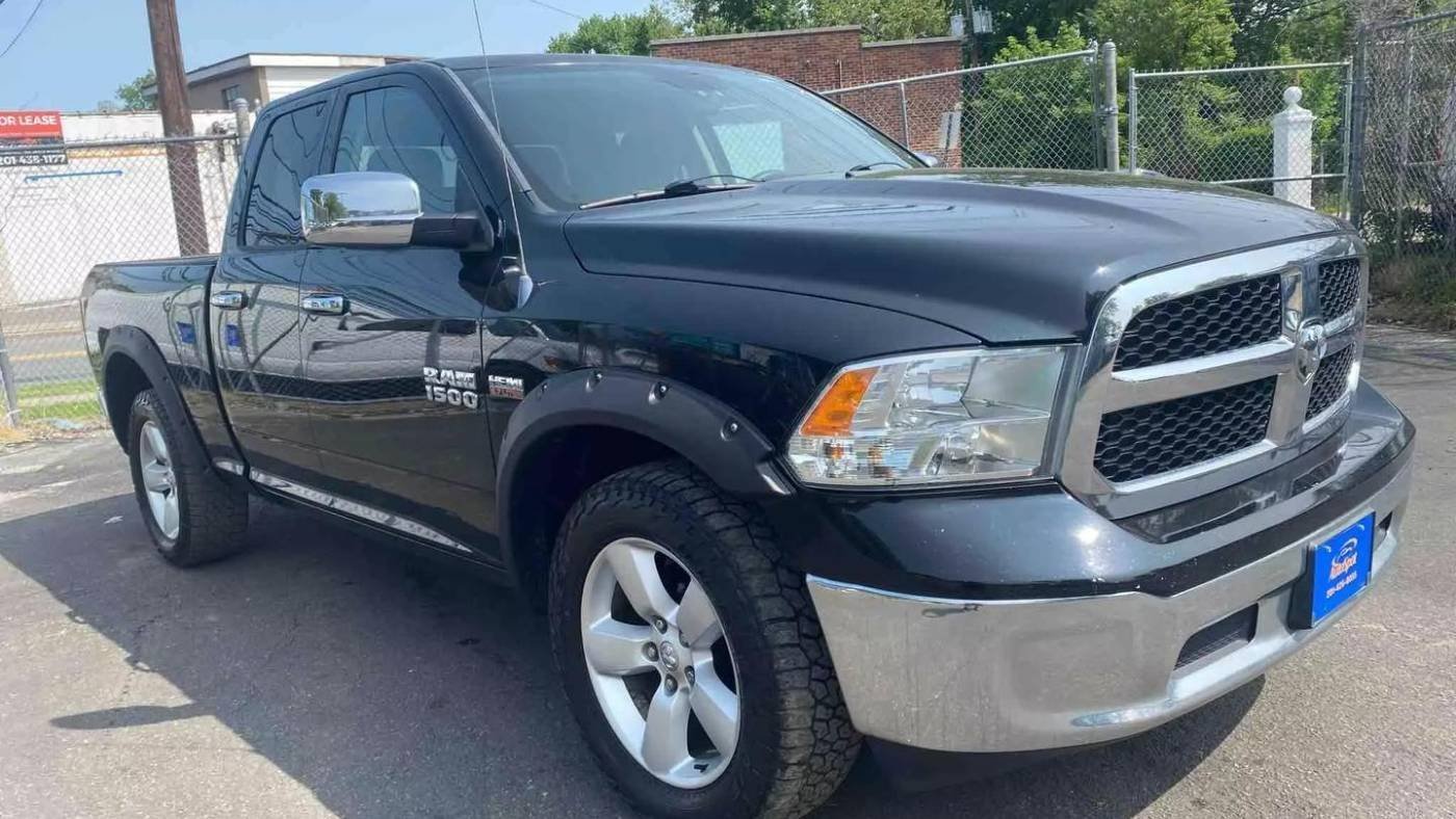 2014 Ram 1500 SLT Quad Cab 6’4″ Box 4WD