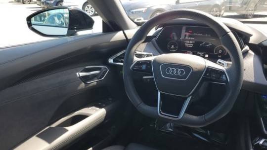 2023 Audi e-tron GT Premium Plus