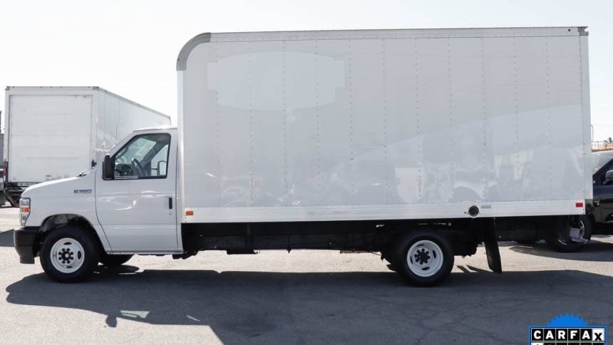 2021 Ford E-Series Cutaway E-350 SRW 138″ WB