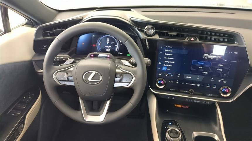 2023 Lexus RZ 450e Luxury AWD