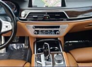 2021 BMW 750i xDrive